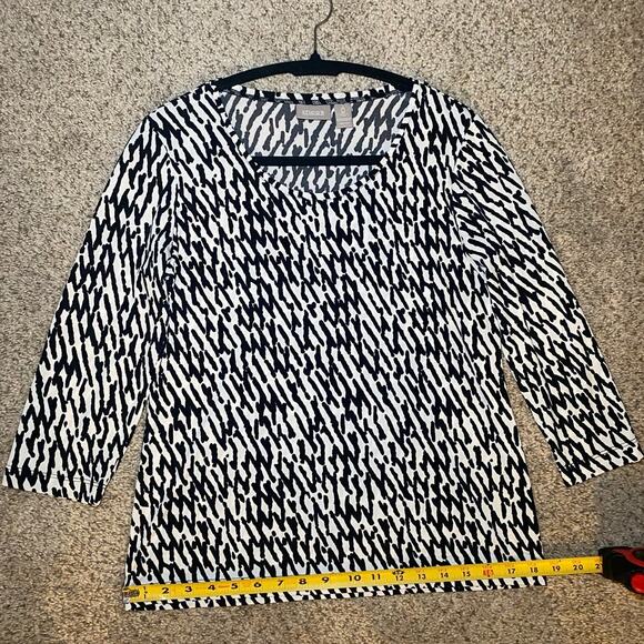 Chico's - Black and White Patterned Top - Size 0 - Picture 5 of 10